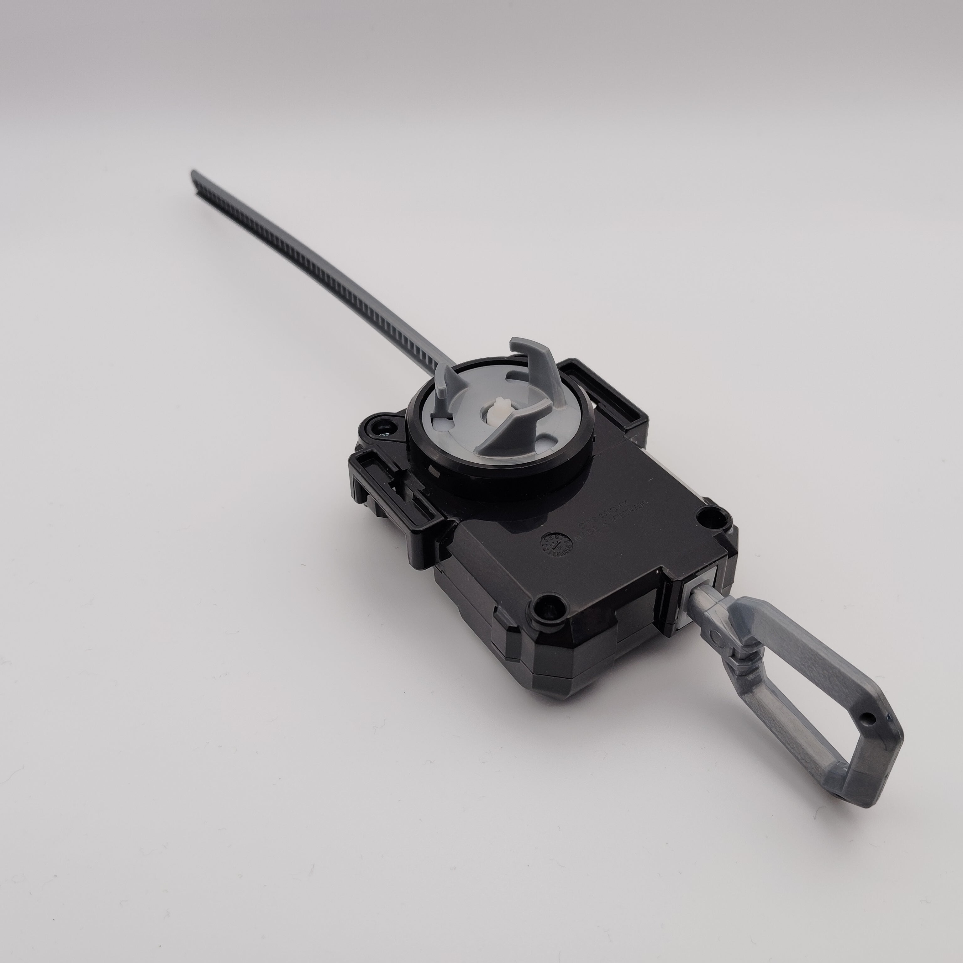 【ランチャー単品】ワインダーランチャー ブラック×シルバー UX-08 シルバーウルフ3-80FB 収録品 BEYBLADE X ベイブレードX タカラトミー l TAKARA TOMY